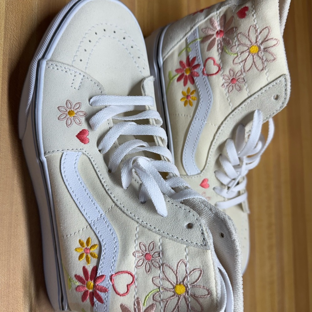 Vans stackform embroidered high tops